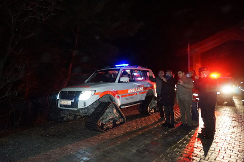KARDA MAHSUR KALAN 17 ASKERİ PERSONEL VE 4 BELEDİYE İŞÇİSİ KURTARILDI