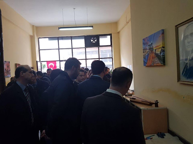 MÜZİK ALETLERİ YAPIMI KURSU SERGİSİ AÇILDI
