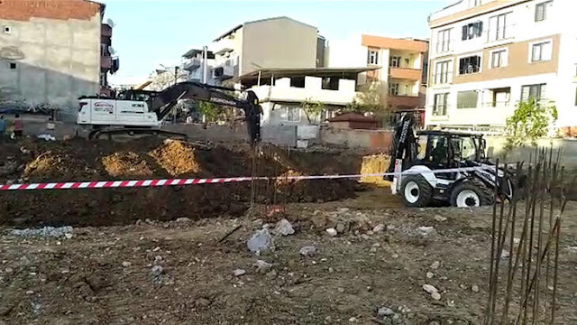 İNŞAAT KAZISINDAN EL BOMBALARI ÇIKTI