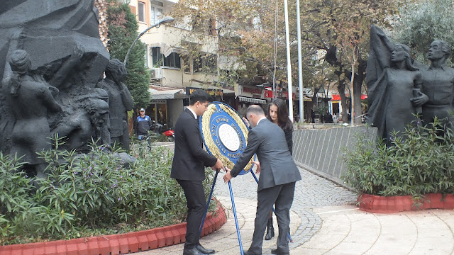 ERDEK'TE 24 KASIM ÖĞRETMENLER GÜNÜ KUTLANDI
