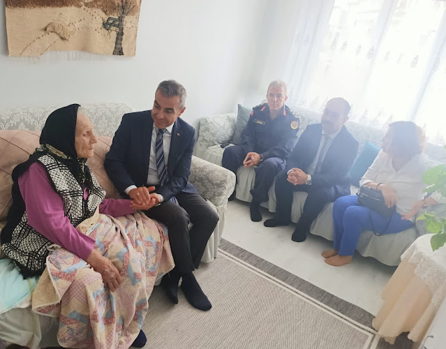 KAYMAKAM ATASOY'DAN CUMHURİYET ÇINARLARINA ZİYARET
