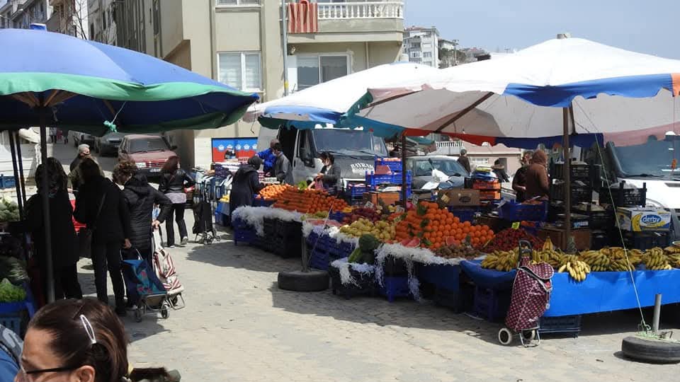 PAZARTESİ PAZARI ESKİ YERİNE KURULACAK
