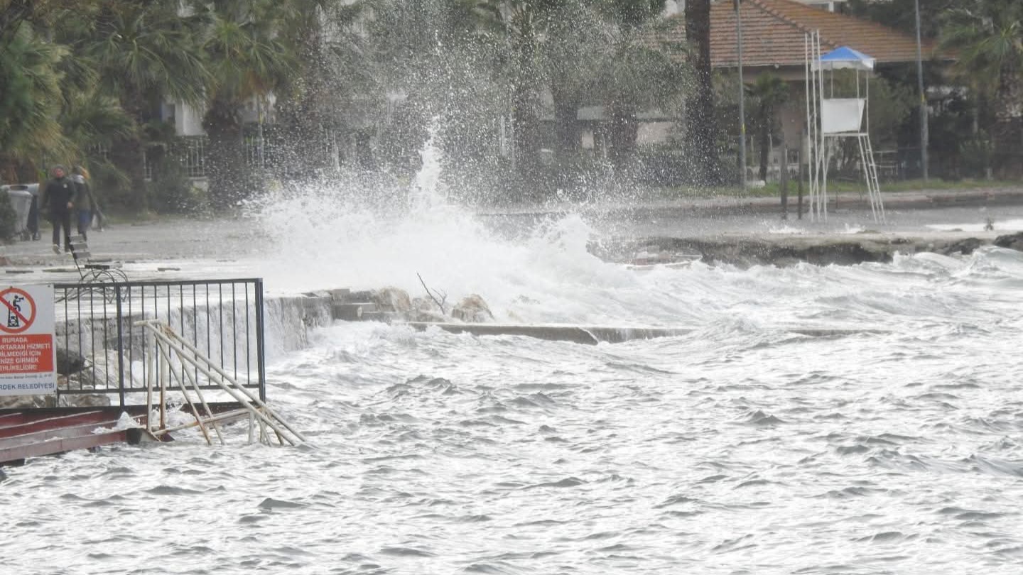 METEOROLOJİDEN MARMARA İÇİN FIRTINA UYARISI