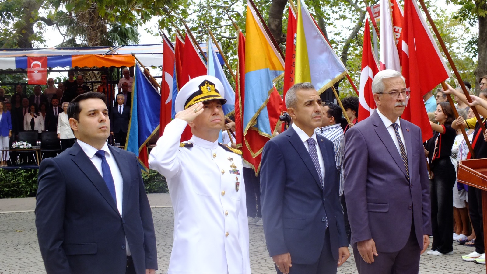 ERDEK'İN KURTULUŞUNUN 102. YILI KUTLANDI