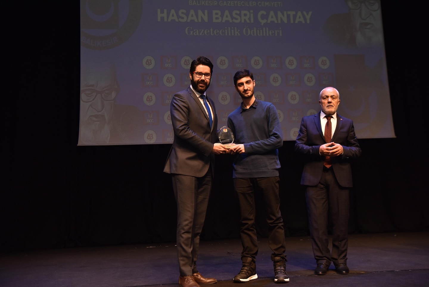 BÖLÜKBAŞI'YA ANLAMLI GÜNDE ANLAMLI ÖDÜL