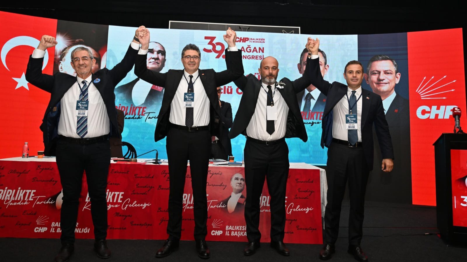 CHP BALIKESİR İL BAŞKANI KÖYBAŞI YENİDEN BAŞKAN SEÇİLDİ