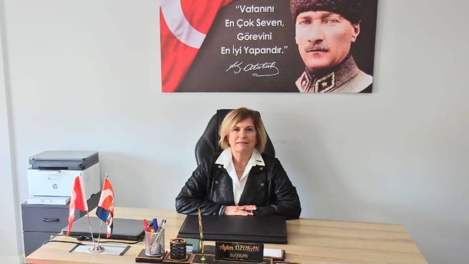 ADD ERDEK ŞUBESİ'NDEN ZÜBEYDE HANIM ANMASI