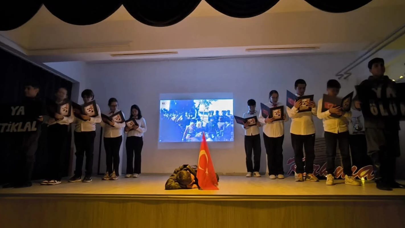 İSTİKLAL MARŞI'NIN KABULÜ'NÜN 105. YIL DÖNÜMÜ KUTLANDI