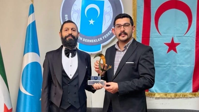 AKİF MANAF'A 'UMUT VE BARIŞ' ÖDÜLÜ VERİLDİ