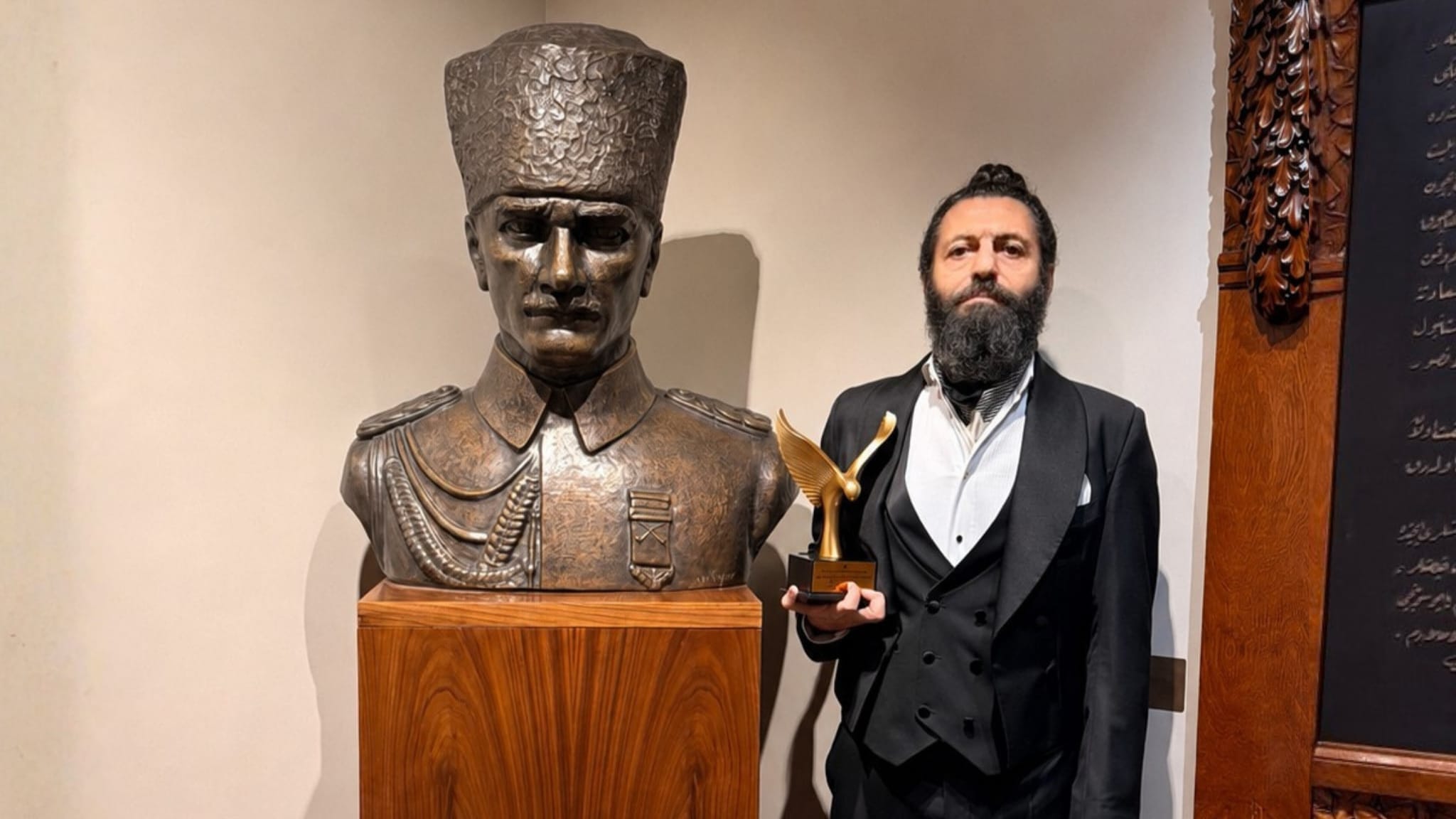 AKİF MANAF SAĞLIK VE BARIŞ ÖDÜLÜ ATATÜRK'E İTHAF EDİLDİ