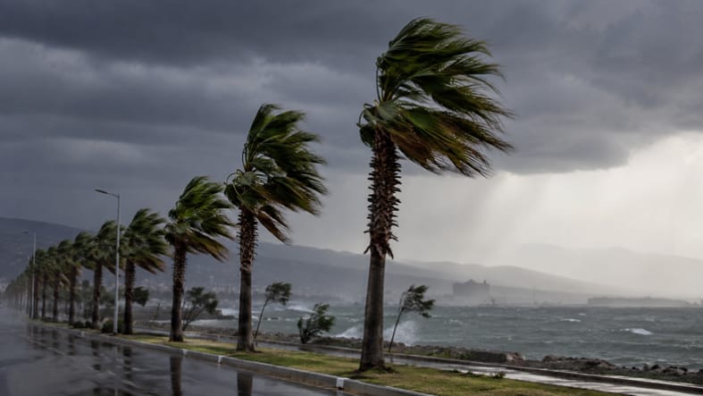 METEOROLOJİDEN BALIKESİR'E KUVVETLİ RÜZGAR VE FIRTINA UYARISI